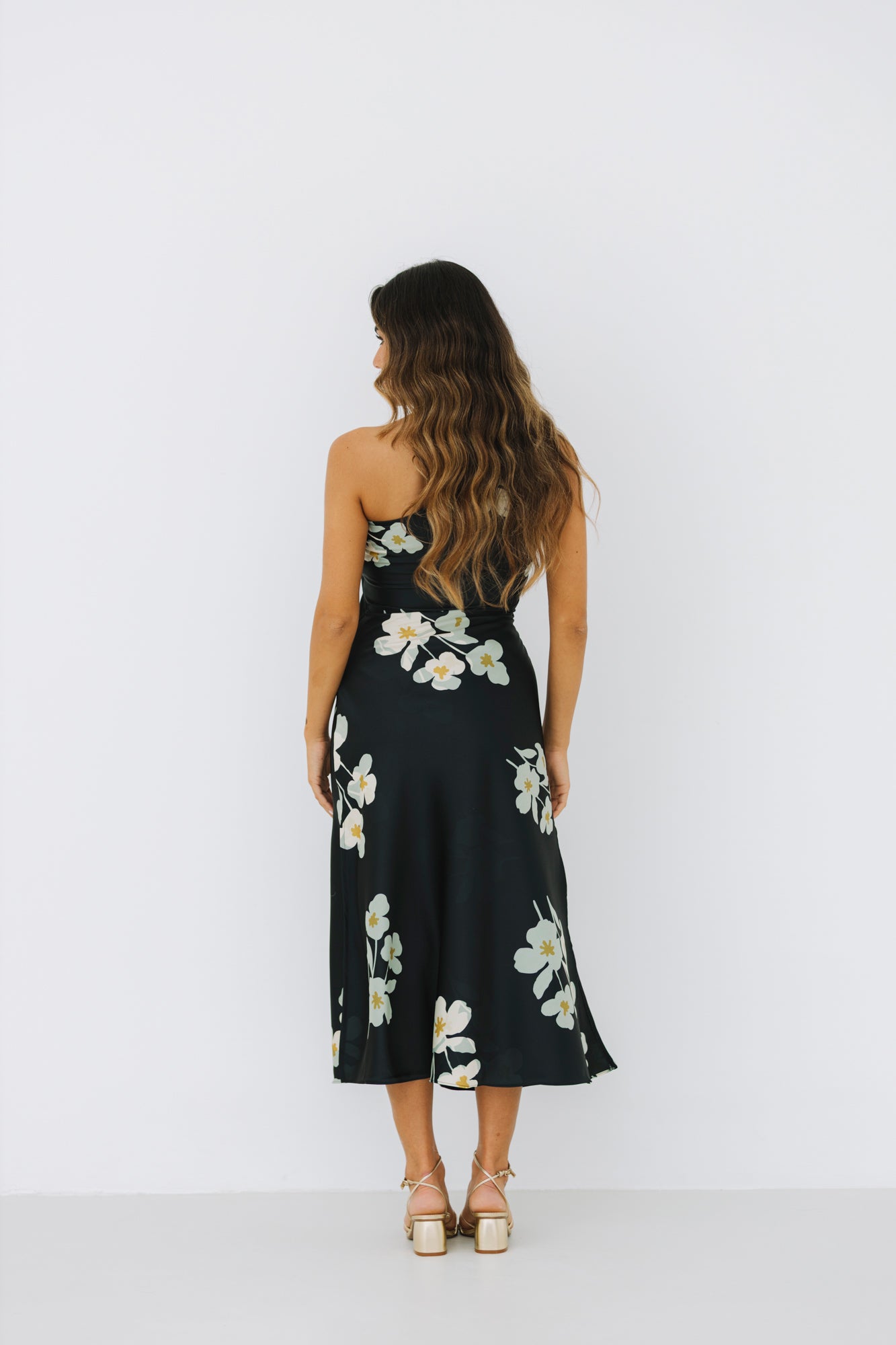 Endless Flow Dress - pré-venda